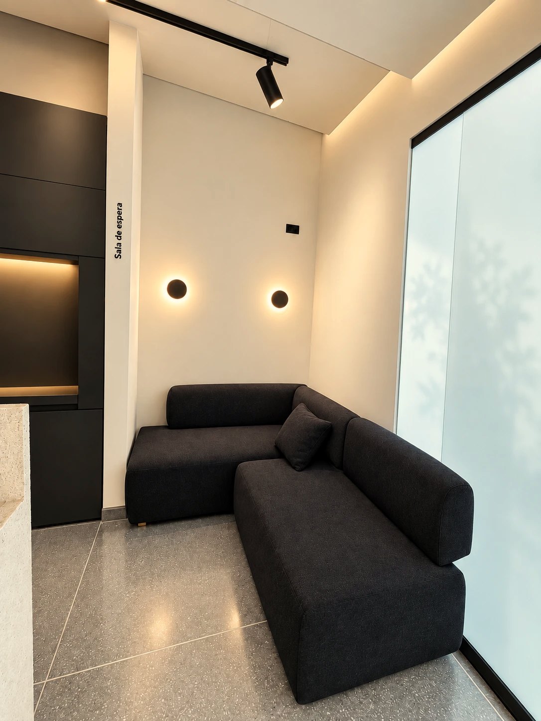 Sala de espera de noon Clinic